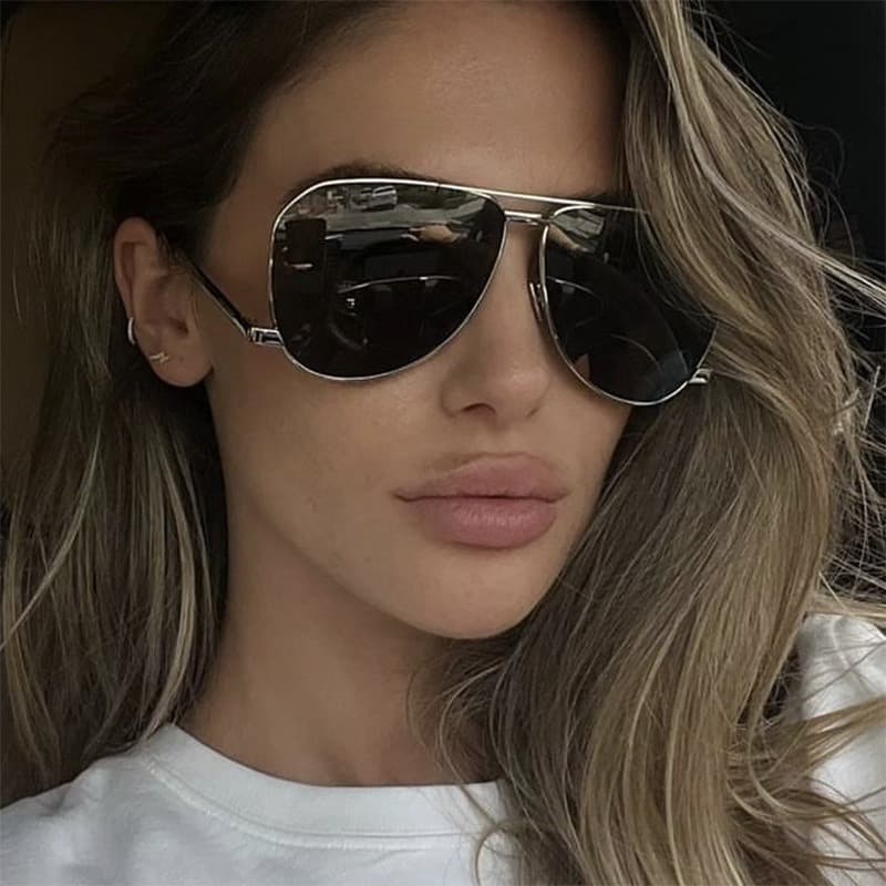 Taizhou Leishe Glasses Co., Ltd.