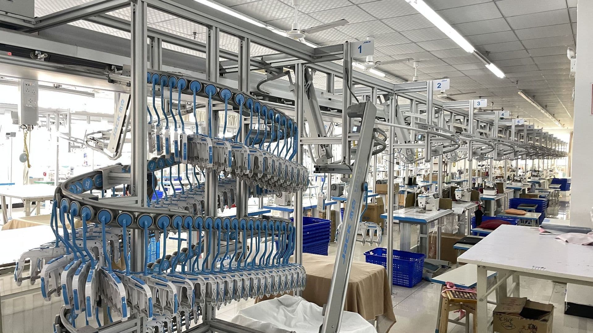 Qianshan Xiaomaodou Apparel Co., Ltd.