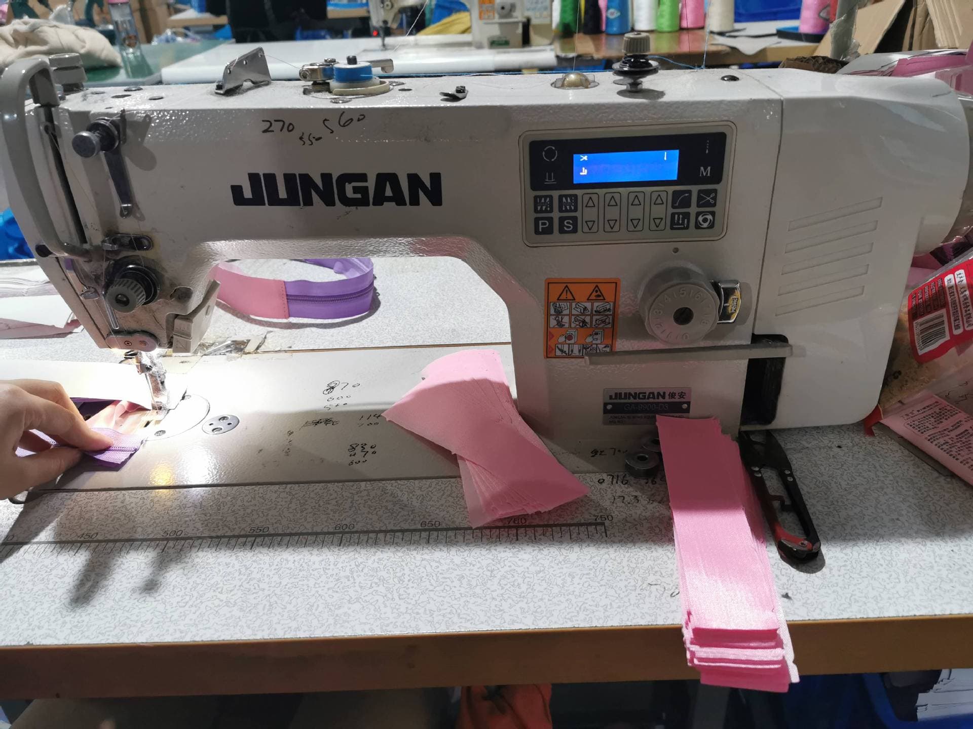 Jinhua Jujin Packaging Co., Ltd.