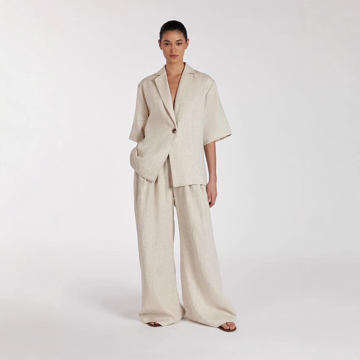 Guangzhou Wanlijia Clothing Co., Ltd.