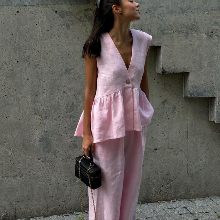 Guangzhou Wanlijia Clothing Co., Ltd.