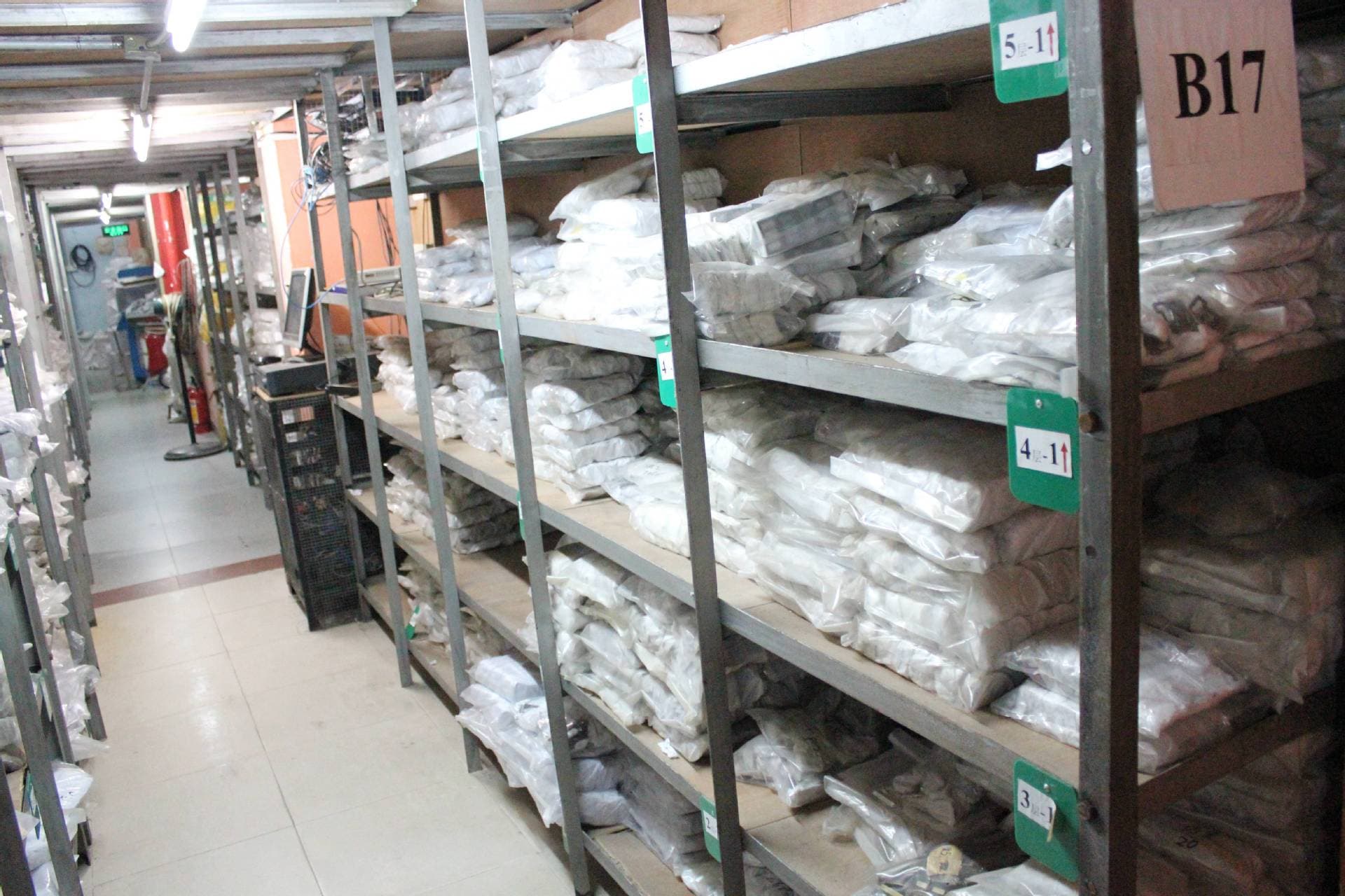 Shishi Hongpeng Hardware & Apparel Co., Ltd.