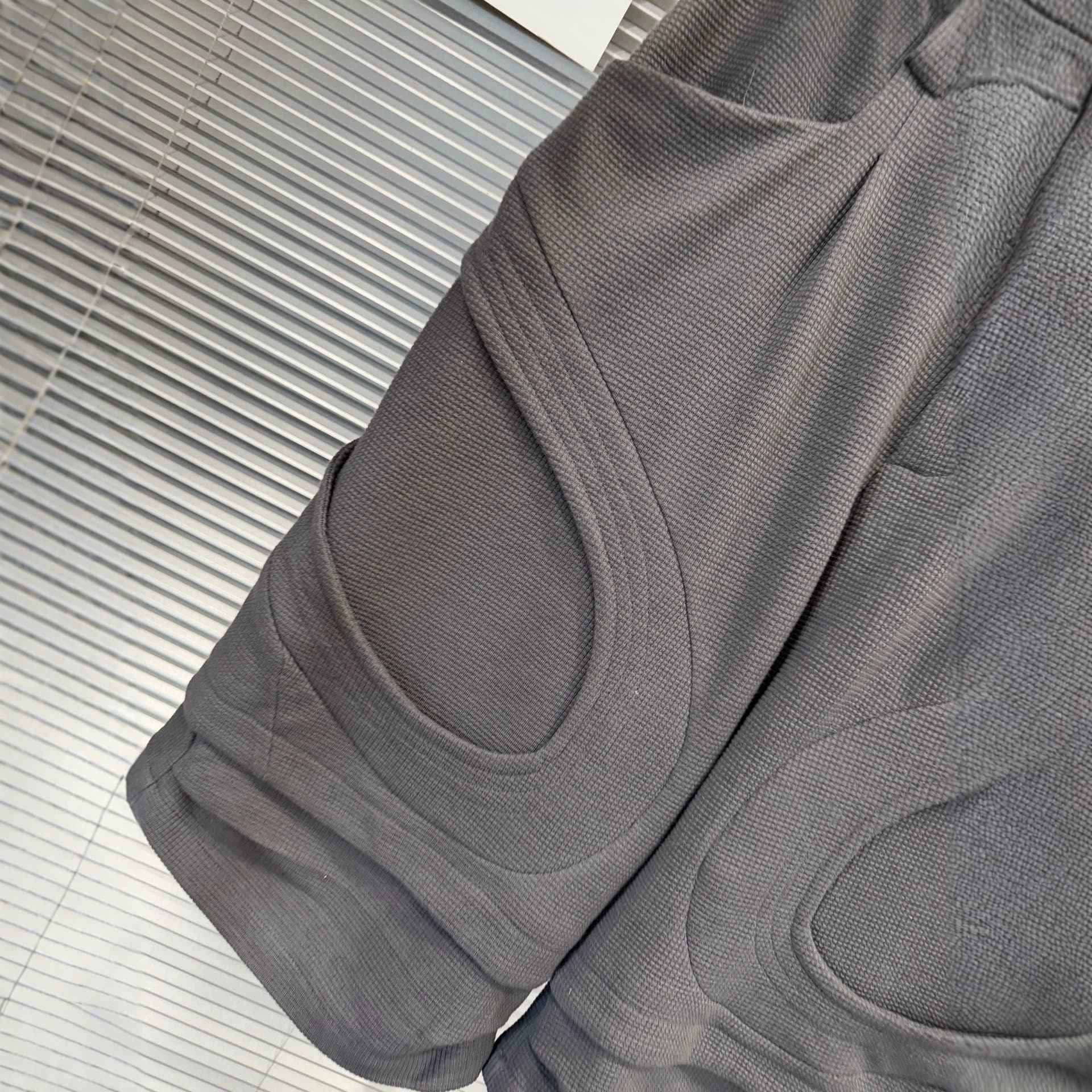 Guangzhou Chen Damiao Apparel Co., Ltd.