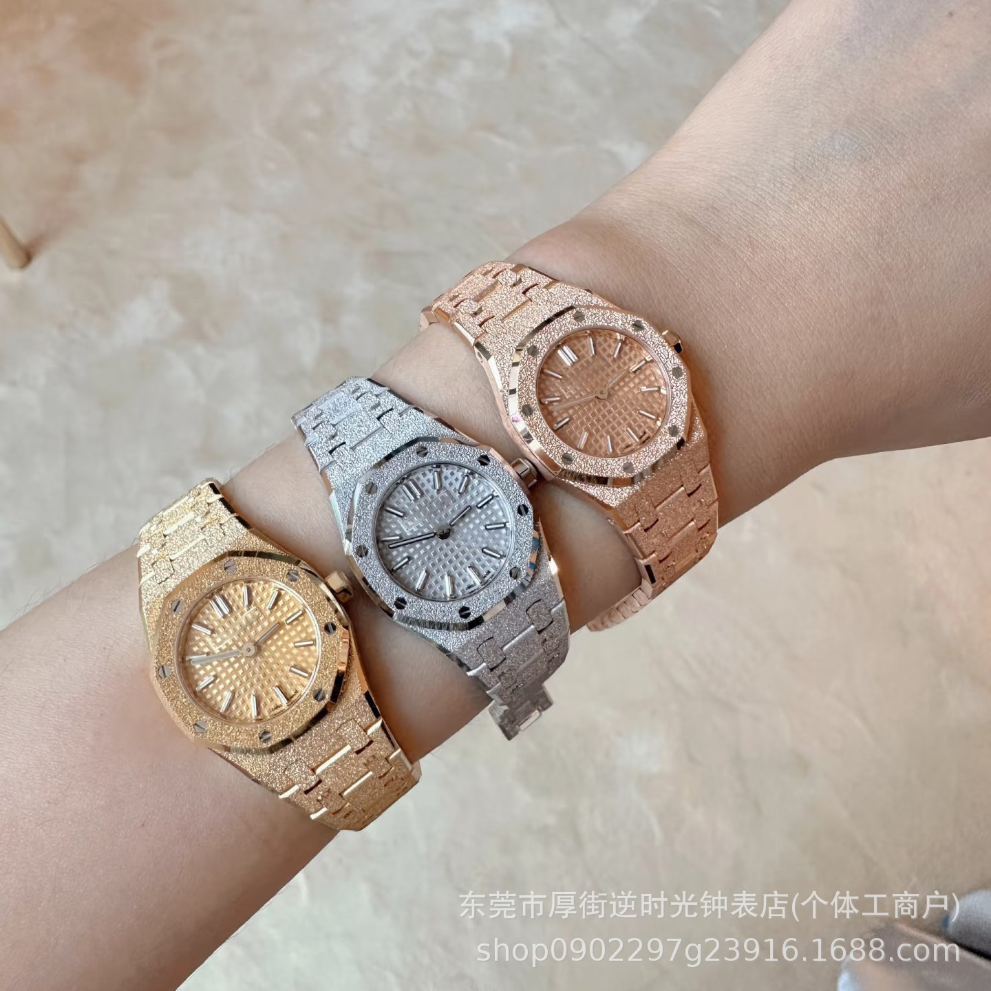 Женские часы Royal Oak 23 мм оптом из Китая — стальной браслет, матово