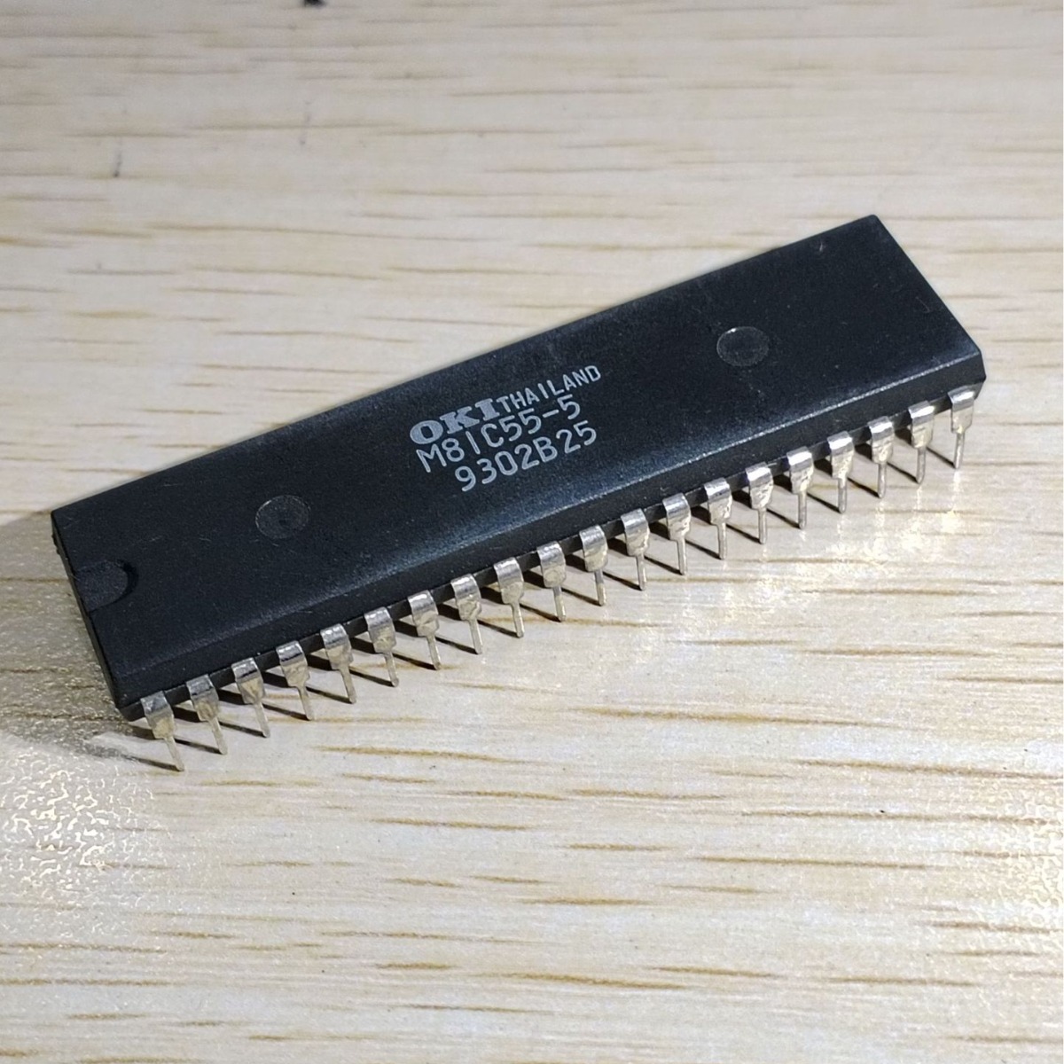 M81C55-5 DIP-40 интегральная схема оптом из Китая