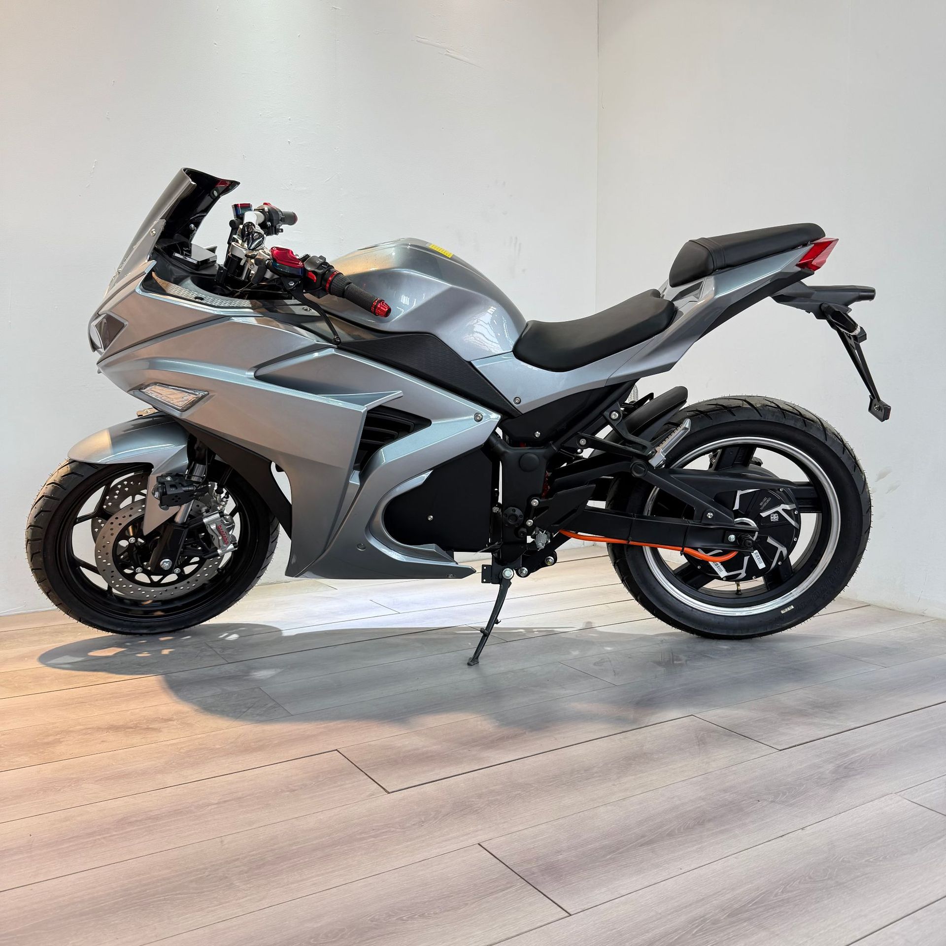 Электромотоцикл V6 72V 5000W оптом из Китая