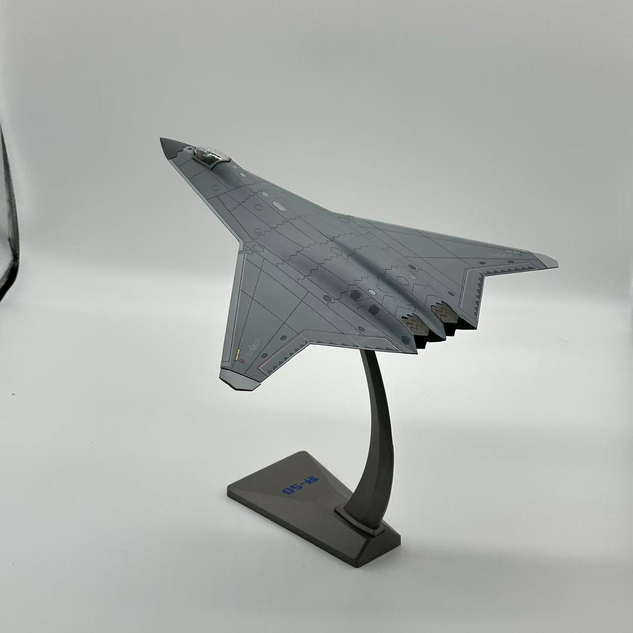 Металлическая модель истребителя J-50 1:72, 1:100, 1:144 оптом из Кита