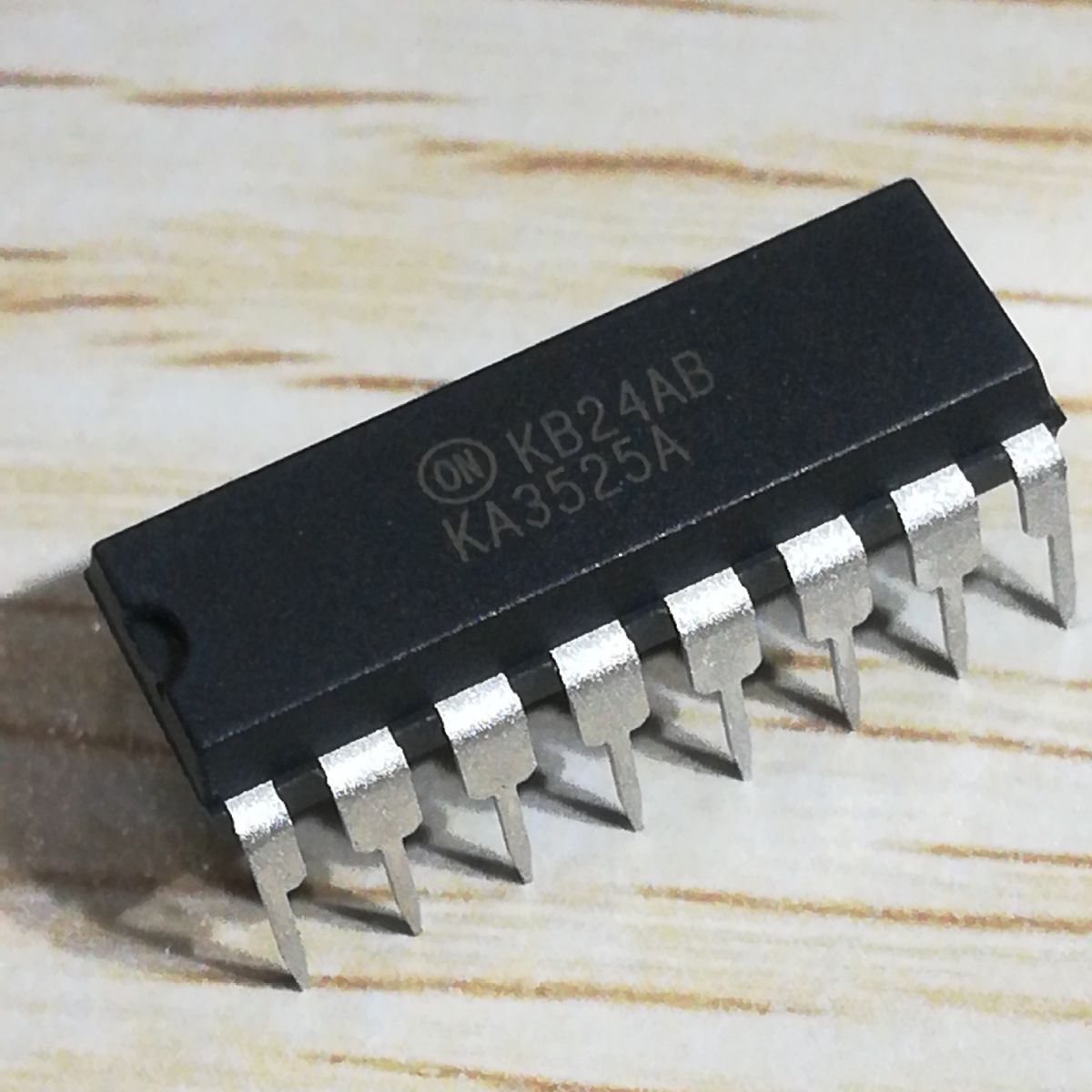 KA3525A интегральная схема DIP16 оптом из Китая