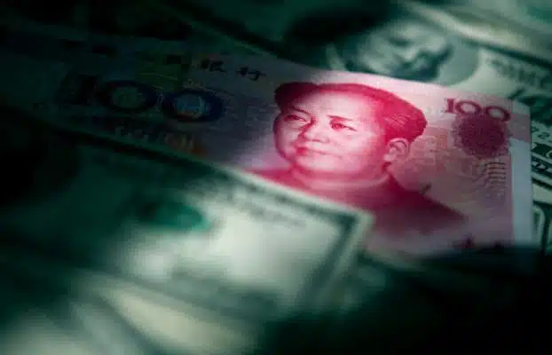 Юань восстановился с минимума за 3 недели против доллара США